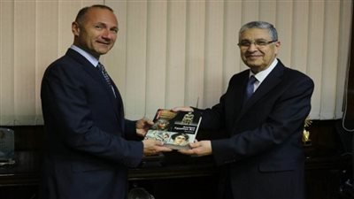 وزير الكهرباء يستقبل وزير الطاقة البلغاري والوفد المرافق له (صور)