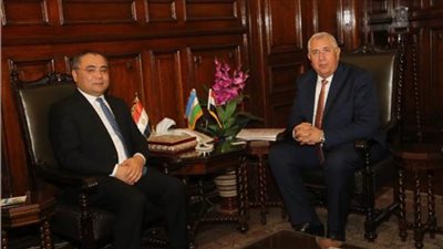 وزيرا «الزراعة» و«التنمية الأوزبكستاني» يبحثان التعاون بين البلدين 
