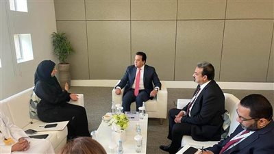 وزير الصحة يهنئ نظيرته القطرية على نجاح مؤتمر القمة العالمي للابتكار في الرعاية الصحية