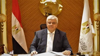 وزير التعليم العالي يصدر قرارًا بإغلاق كيان وهمي في الجيزة
