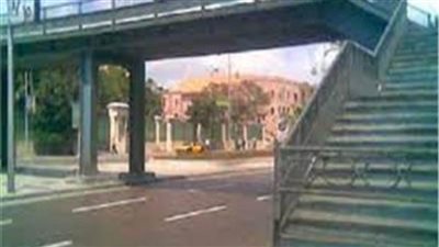 تحويلات مرورية لتنفيذ أعمال تركيب الكمر المعدني لكوبري المشاة بشارع الجيزة