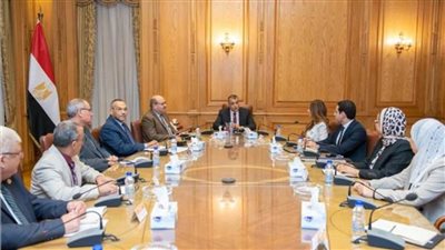 وزير الإنتاج الحربي يبحث مشروع إنتاج السليكون المعدني بالتعاون مع «ابدأ» 