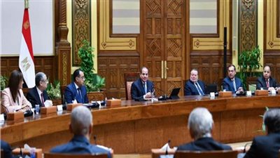 الرئيس السيسي يستقبل وفداً من رجال الأعمال والمستثمرين