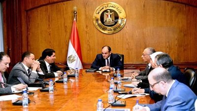 وزير الصناعة: نسعى للتواصل الدائم والمستمر مع المجالس النيابية لإيجاد حلول ناجزة للتحديات التي تواجه المستثمرين (صور)