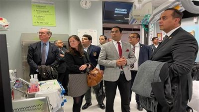 رئيس هيئة الرعاية الصحية يتفقد مستشفى جامعة كارولينسكا برفقة السفير السويدي والسفير المصري بالعاصمة ستوكهولم (صور)