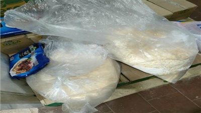 ضبط 4 طن جبنة فاسدة داخل ثلاجة بالقاهرة  