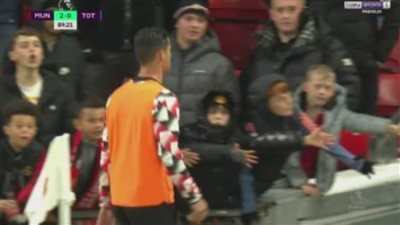  حارس مانشستر يونايتد السابق: أصبت بخيبة أمل بسبب خروج رونالدو