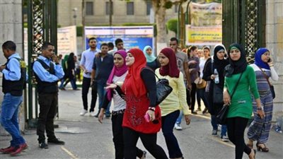 عاجل | الحكومة تكشف حقيقة تغيير مدة الدراسة بالفصل الدراسي الأول بالجامعات والمعاهد