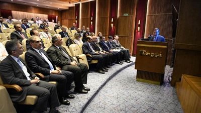 افتتاح مركز التميز الخاص بكفاءة الطاقة والأداء التشغيلى بقطاع البترول (صور)