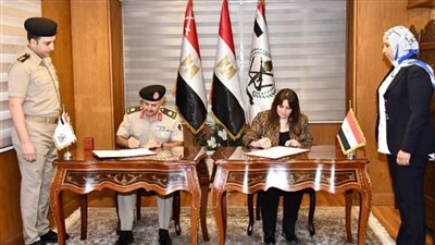 قوات الدفاع الشعبي والعسكري توقع بروتوكولي تعاون مع وزارتي «التعليم» و «الهجرة» (صور)