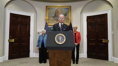 بايدن يهدد  بفرض ضرائب على شركات النفط الكبرى التي تفشل في خفض التكاليف