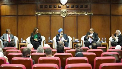 وزيرة التخطيط ترأس محاضرة بعنوان تمويل التحول للاقتصاد الأخضر في الدول النامية