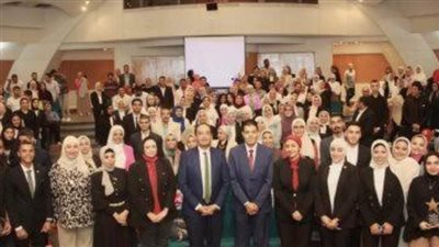 صندوق مكافحة الإدمان يستقبل 300 متطوع من طلاب جامعة حلوان
