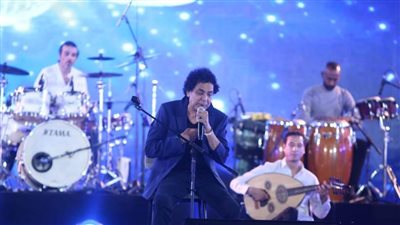 الملك فى بلاط الموسيقى العربية.. محمد منير مع جمهوره على حدود الاحلام