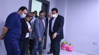 وزير الصحة يزور مستشفى بني سويف التخصصي ويوجه بتفعيل العيادات المسائية بانتظام