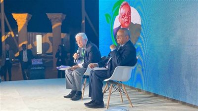 مدير مكتبة الإسكندرية يناقش بناء نظم تعليمية مستدامة تستجيب لقضايا المناخ والبيئة ب COP27