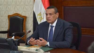 وزير التنمية المحلية التوسع فى تنفيذ المعارض والشوادر بالمحافظات خاصة فى المناطق الشعبية