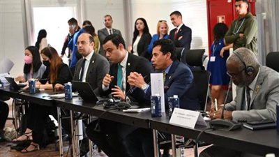 النقل: توقف جميع وسائل المواصلات العامة غداً الجمعة غير صحيح