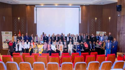 في المؤتمرالدولى لاتحاد الآثاريين العرب.. منح سفيرة الثقافة لدى “الألكسو” درع المجلس العربي للآثاريين