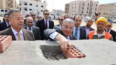 محافظ المنيا ومساعد وزير العدل يفتتحان فرع توثيق نادي القضاة ومكتبين شهر عقاري