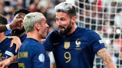 فرنسا ضد أستراليا.. جيرو يسجل الهدف الثانى للديوك فى الدقيقة 32 (2-1)