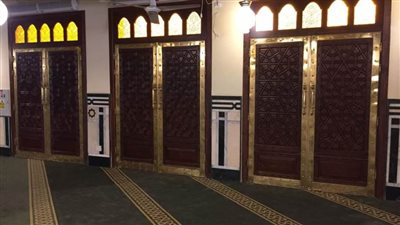 وزير الإسكان: 