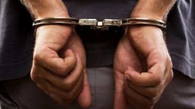 طالب يتسبب في استئصال عين طالبة بعد اصابتها بعصا بالفيوم