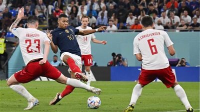 فرنسا تتأهل إلى ثمن نهائي كأس العالم بفوز على الدنمارك 2/1
