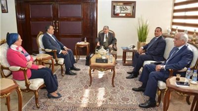 4 وزراء ومحافظ الجيزة يتابعون تحويل المخلفات إلى طاقة كهربائية في أبو رواش 