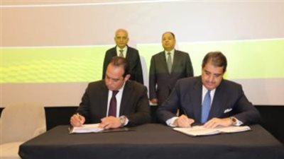 التعليم توقع بروتوكولا يشمل منصات السداد الإلكترونى لمصروفات المدارس وتقسيطها