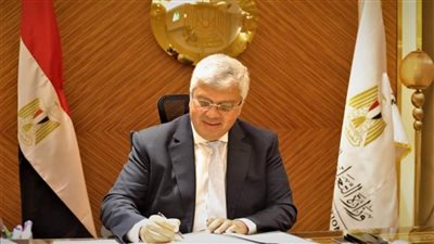 التعليم العالي تواصل ملاحقة الكيانات الوهمية وتغلق كيانين وهميين جديدين في المنيا