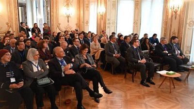 د. أيمن عاشور يؤكد على اهتمام مصر بالاستثمار في التعليم العالي (صور)