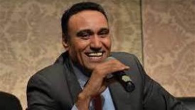 أمسية للشاعر علاء جانب على المسرح الصغير