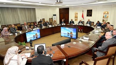 وزير الإسكان ومحافظ بورسعيد يتابعان موقف المشروعات المختلفة بالمحافظة والمشروعات التنموية بمدينة بورسعيد الجديدة 