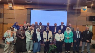 وزير التعليم العالي يستعرض تقريرًا عن زيارة خبير أمريكي لمصر لتبادل الرؤى في مجال البحث العلمي (صور)