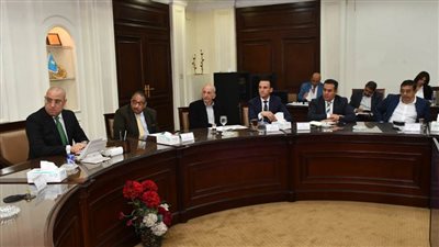 وزير الإسكان يتابع الموقف التنفيذى لمشروع تطوير موقع التجلى الأعظم