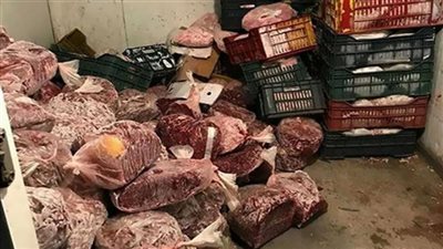 ضبط 6,5 طن لحوم فاسدة و24 ألف عبوة مستلزمات طبية بدون مستندات بالقاهرة  