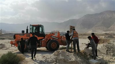 وزير الإسكان يُصدر قرارا لإزالة التعديات الواقعة على مساحة 38250 مترا مربعا في المنيا الجديدة