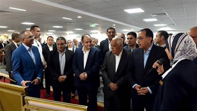 مدبولي يشهد افتتاح مركز التصنيع الرقمي بمصنع محركات 