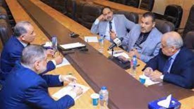 نقيب المحامين يترأس اجتماع اللجنة القانونية المشكلة للطعن على قرار وزير المالية