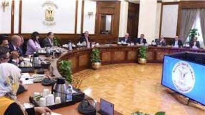 رئيس الوزراء يتابع توافر السلع بالأسواق والاستعدادات الجارية لاستقبال شهر رمضان