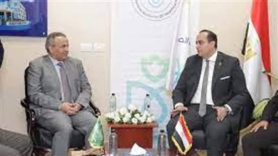 رئيس هيئة الرعاية الصحية يستقبل الأمين العام لمجلس الضمان الصحي السعودي لبحث التعاون