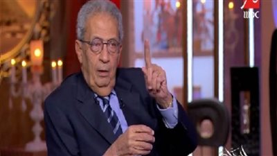 عمرو موسى عن وقفة رفض إزالة الأشجار: نؤيد إنشاء الممشى لكن اعتراضنا على الجراج