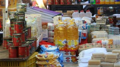  بأسعار مخفضة.. الزراعة تواصل ضخ المنتجات والسلع الغذائية في منافذها