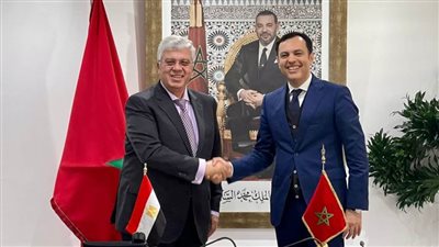 وزير التعليم العالي يلتقي وزير الإدماج الاقتصادي المغربي لبحث التعاون
