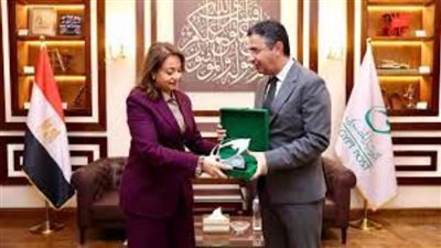 رئيس البريد يستقبل مفوض الاتحاد الإفريقي للبنية التحتية والطاقة والمعلوماتية والسياحة