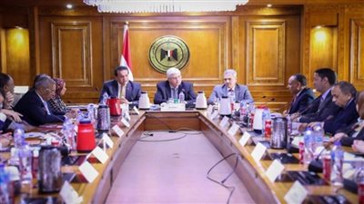 مجلس المراكز والهيئات البحثية يكرم وزير الصحة لجهوده في دعم ملف البحث العلمي (صور)