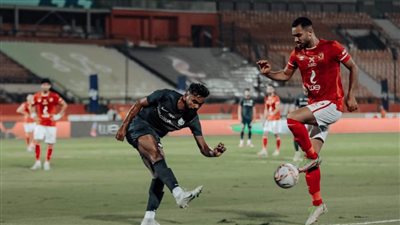  الأهلي يواصل صدارة الدوري بثنائية نظيفة أمام إنبي
