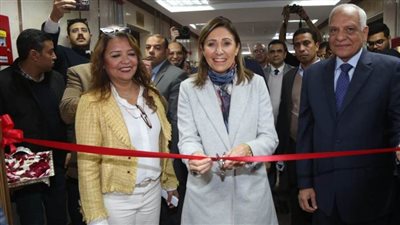 وزيرة الثقافة ومحافظ الجيزة يفتتحان المكتبة المركزية بأكاديمية ‏الفنون ويُزيحان الستار عن تمثال رئيسها الأسبق الدكتور فوزي فهمي