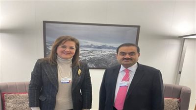 وزيرة التخطيط تلتقي رئيس ومؤسس مجموعة أداني الهندية